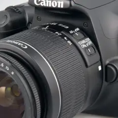 Canon EOS 1100D w 2026: Cena, czy warto i co zamiast? Poradnik!