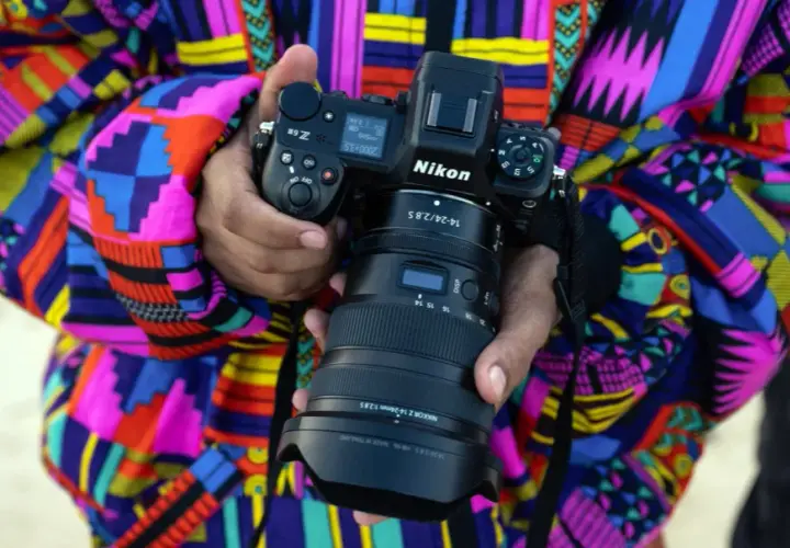 Lustrzanka Canon w 2026: Czy warto kupić i który model wybrać?