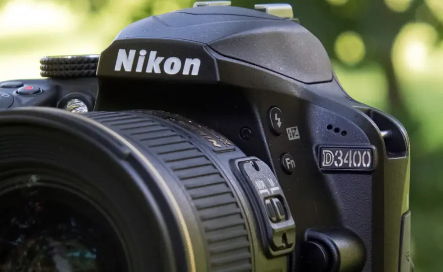 Nikon D3400 używany: Czy to legenda dla początkujących fotografów?