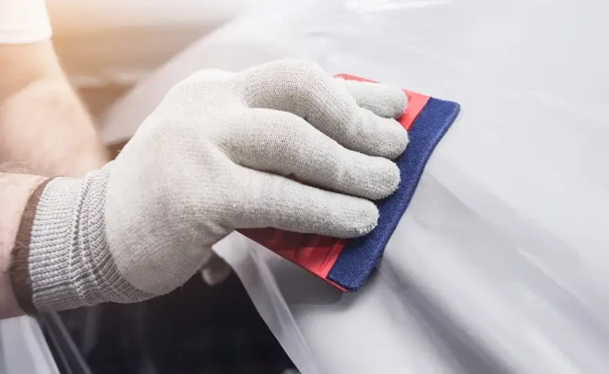 Car wrapping? Wybierz druk na folii wylewanej i nie płać dwa razy