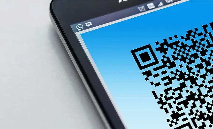 Skanowanie QR aparatem: Bezpłatnie i bezpiecznie w 3 sekundy